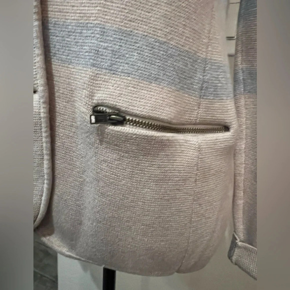 Talbots Medium Cotton Blend Beige and Light blue striped blazer - Picture 7 of 11